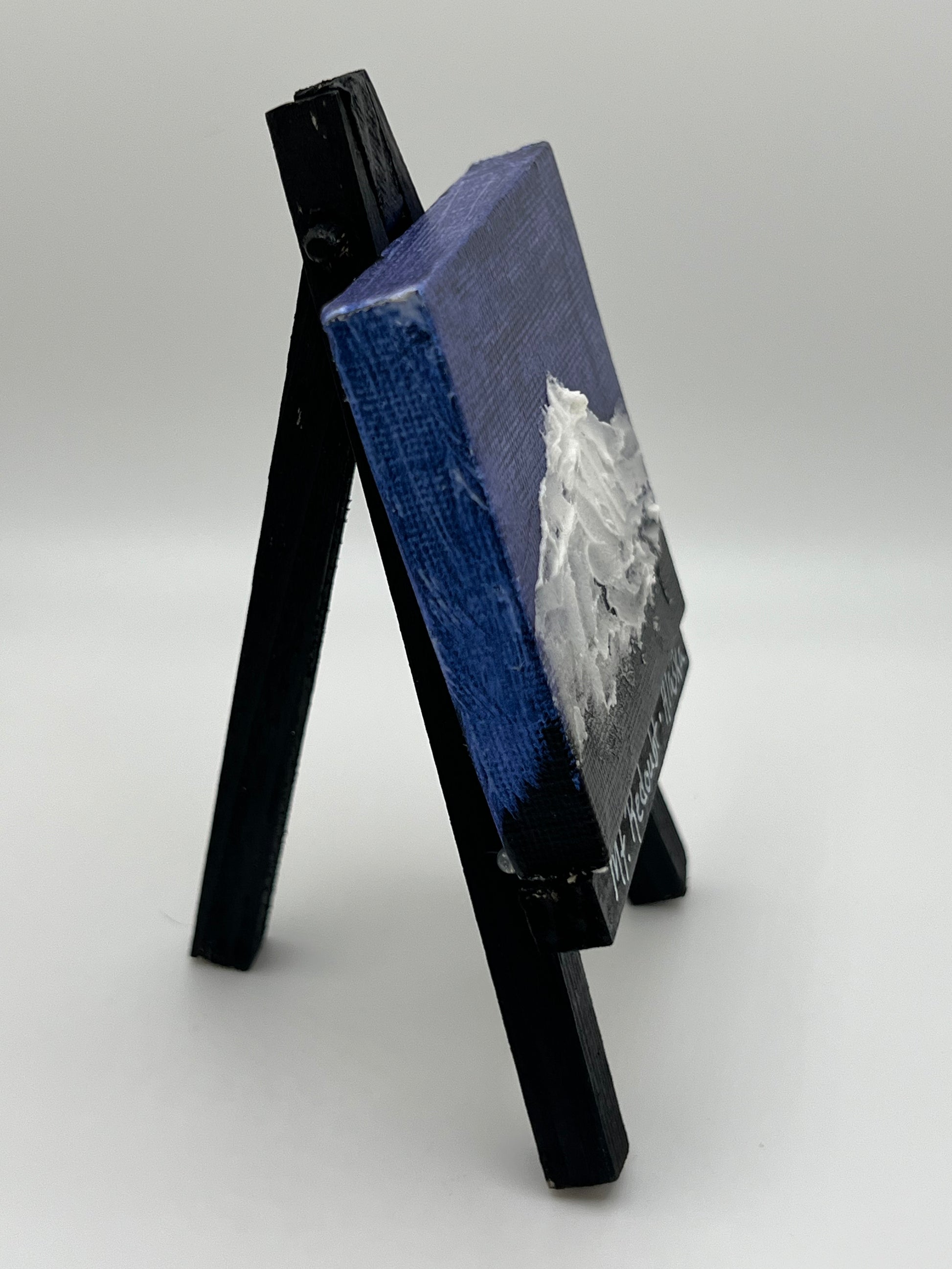 side profile of mini-canvas easel